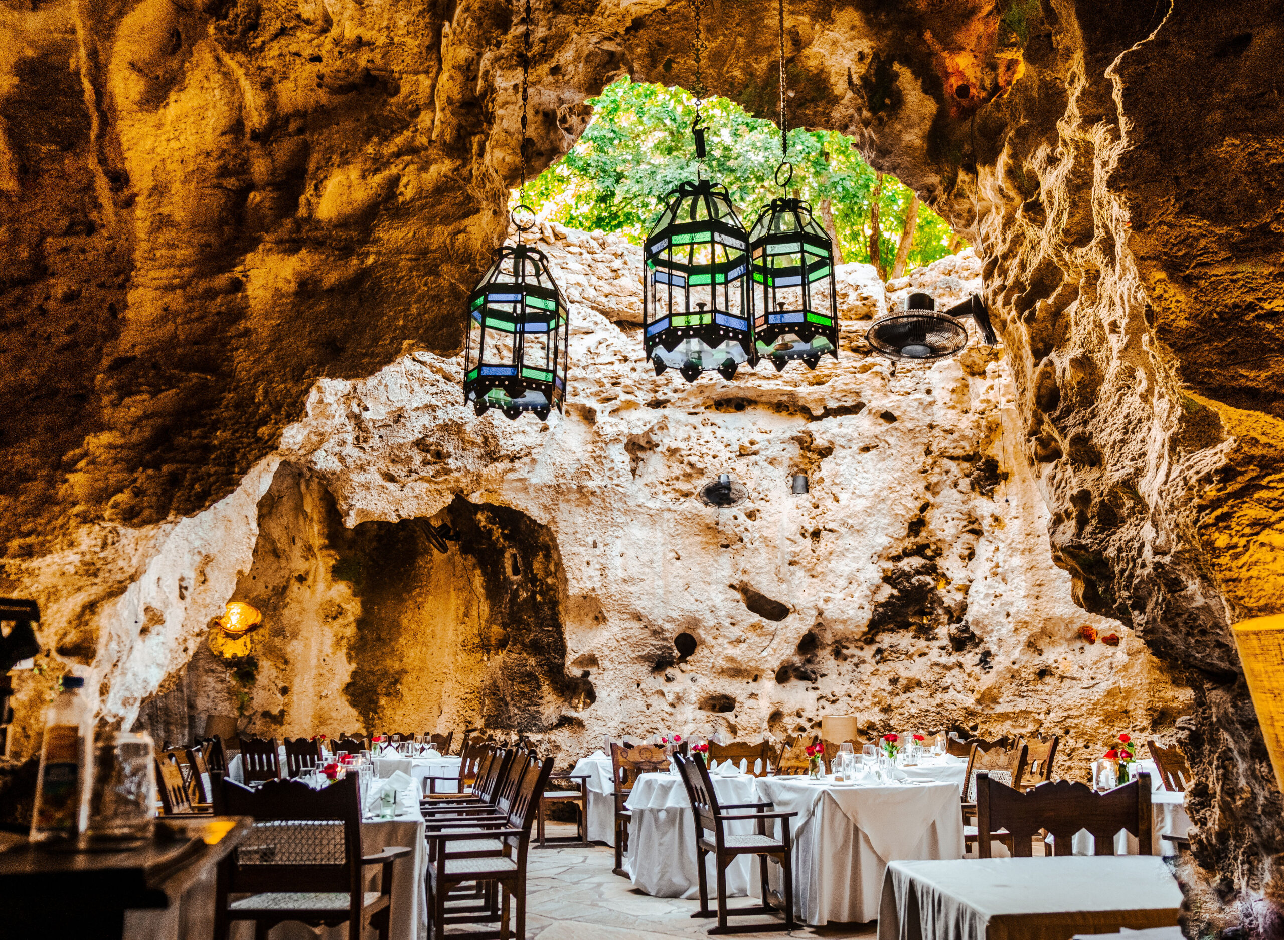 Ali Barbour's Cave Restaurant — Diani Beach